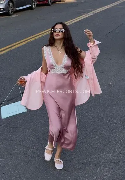 Ipswich escorts Emelie — 3