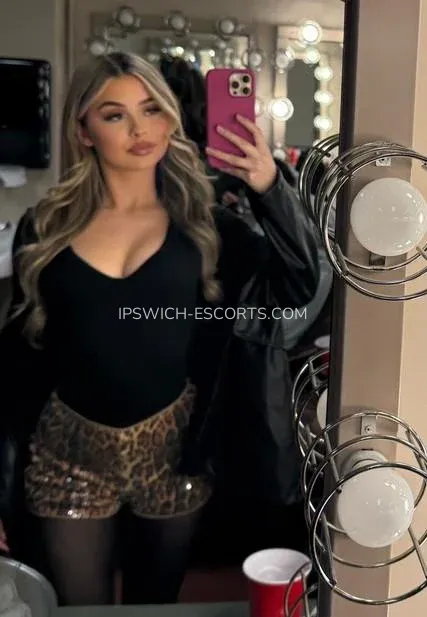 Ipswich escorts Lily — 4