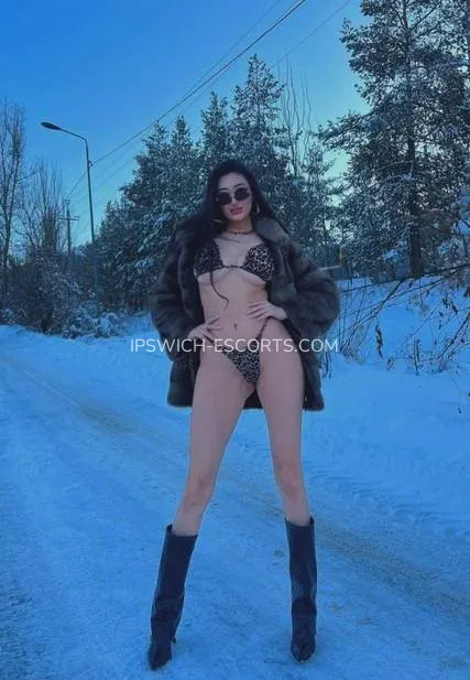 Ipswich escorts Kendall — 6