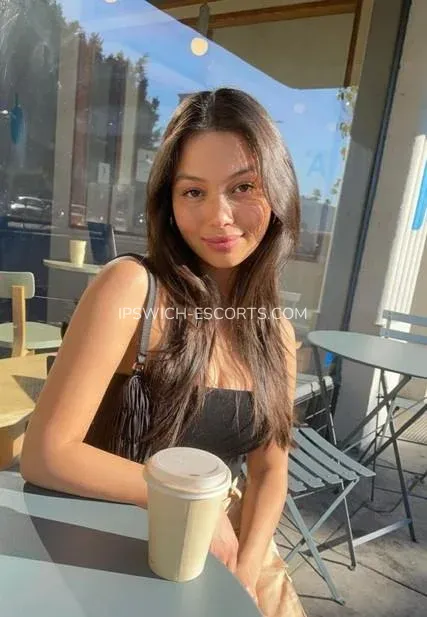Ipswich escorts Emilia — 6