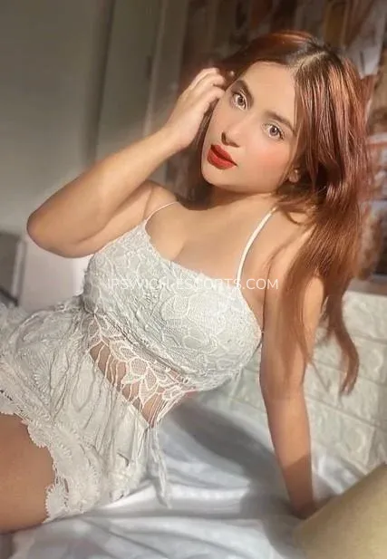 Ipswich escorts Andrea — 3