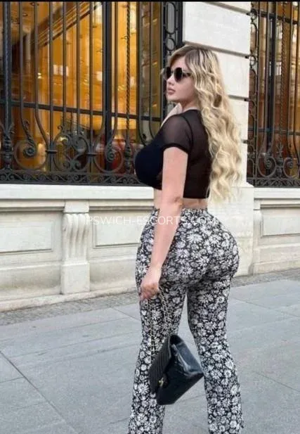 Ipswich escorts Alice — 3