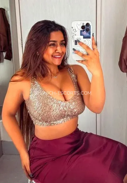 Ipswich escorts Emelie — 4