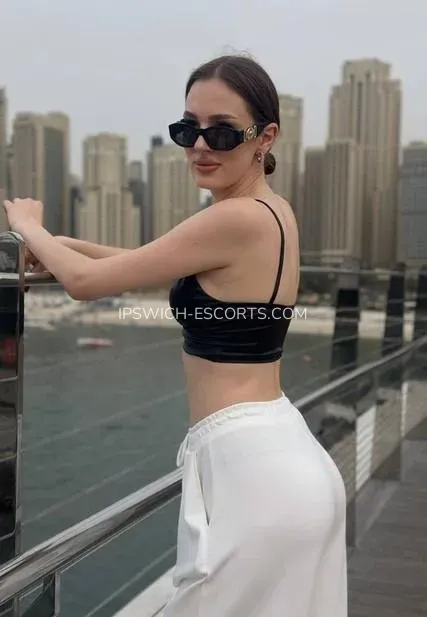 Ipswich escorts Malin — 5