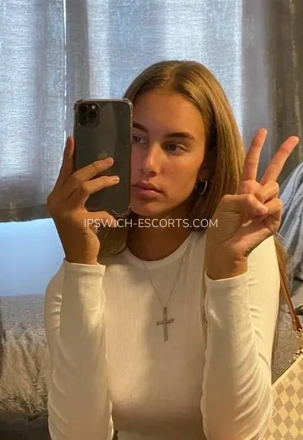 Ipswich escorts Clara — 2