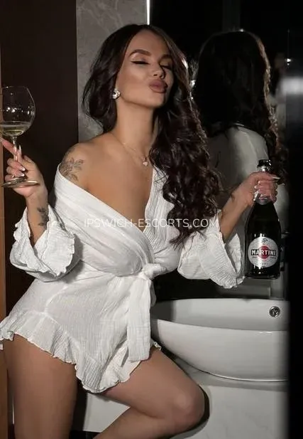 Ipswich escorts Adriana — 4
