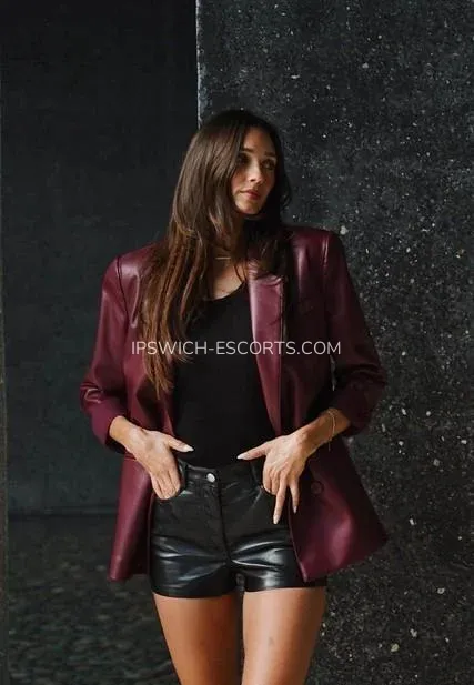 Ipswich escorts Arianna — 7