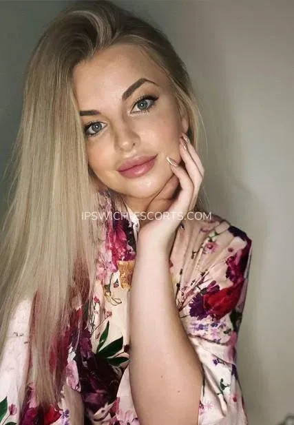 Ipswich escorts Elin — 5