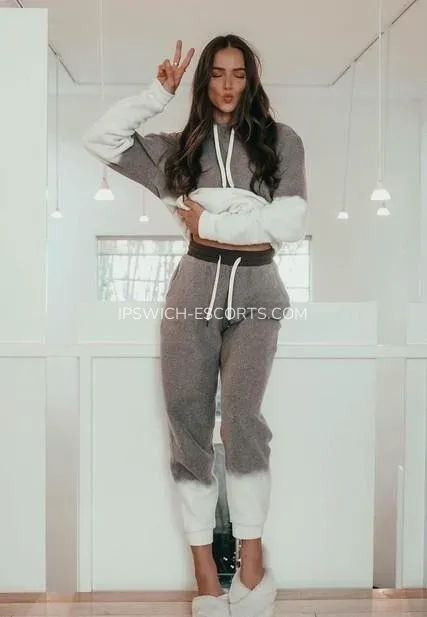 Ipswich escorts Carina — 4