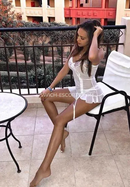 Ipswich escorts Emma — 6