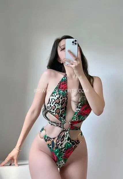 Ipswich escorts Mckenzie — 2