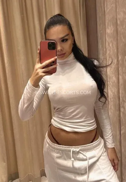 Ipswich escorts Justina — 3