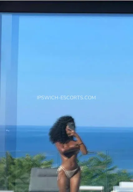 Ipswich escorts Milagros — 5