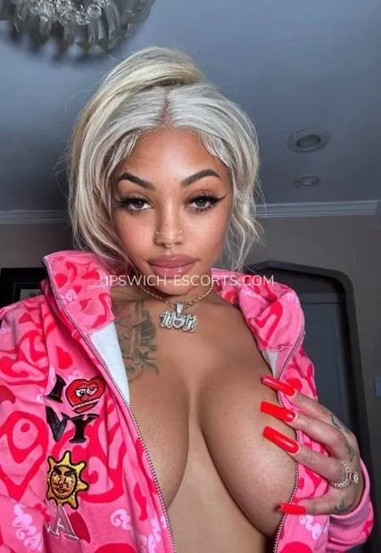 Ipswich escorts Elin — 2
