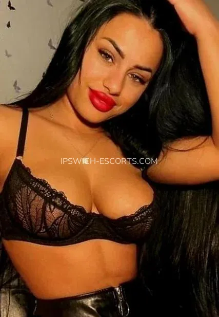 Ipswich escorts Laura — 3