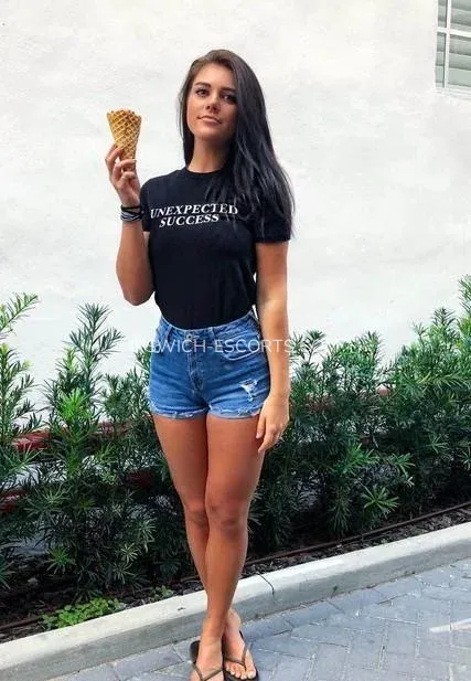 Ipswich escorts Paige — 7