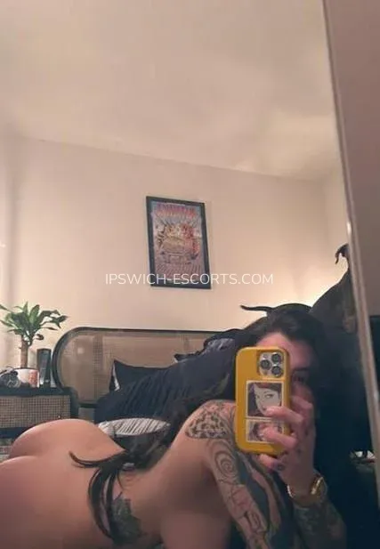 Ipswich escorts Laura — 1