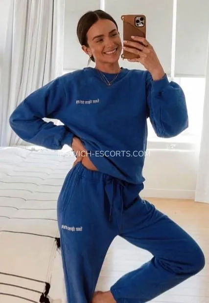 Ipswich escorts carina