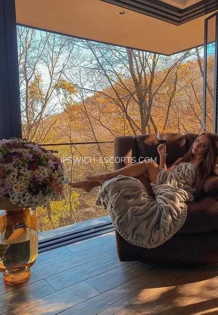 Ipswich escorts Elisabeth — 6
