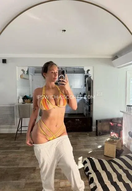 Ipswich escorts Arianna — 1