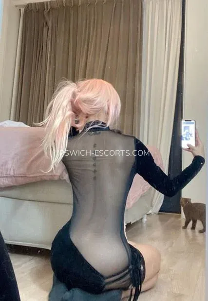 Ipswich escorts Lucy — 1