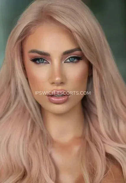 Ipswich escorts Caroline — 1