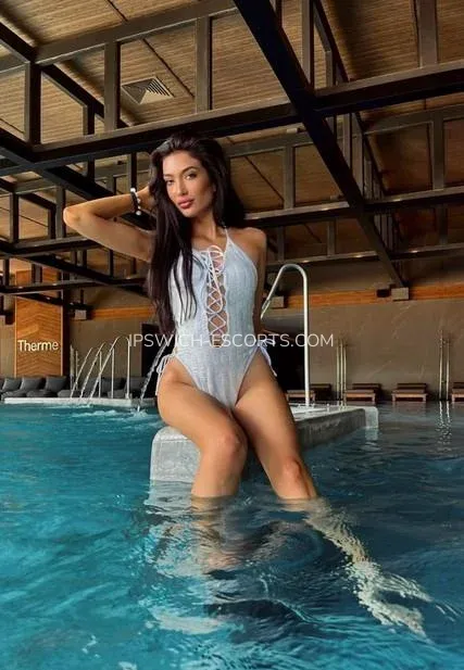 Ipswich escorts Emma — 5