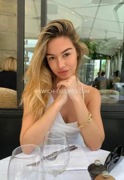 Ipswich escorts Ulla — 3
