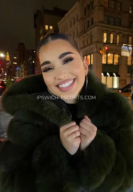 Ipswich escorts Linda — 3