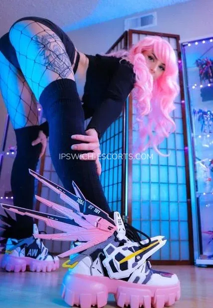 Ipswich escorts Chelsea — 3