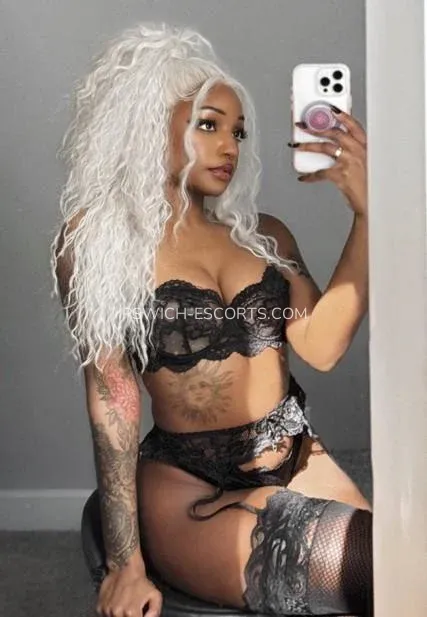 Ipswich escorts Isaura — 4