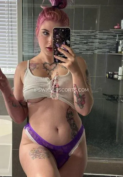 Ipswich escorts Caitlyn — 4