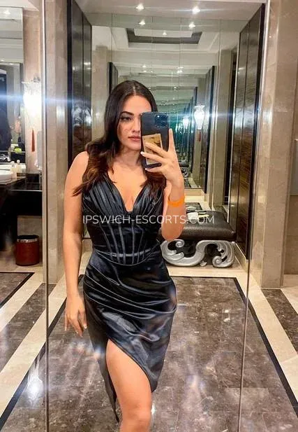 Ipswich escorts Louise — 3