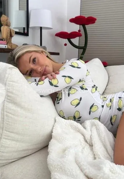 Ipswich escorts Lilly — 5