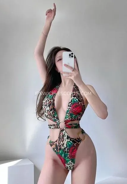 Ipswich escorts Mckenzie — 4