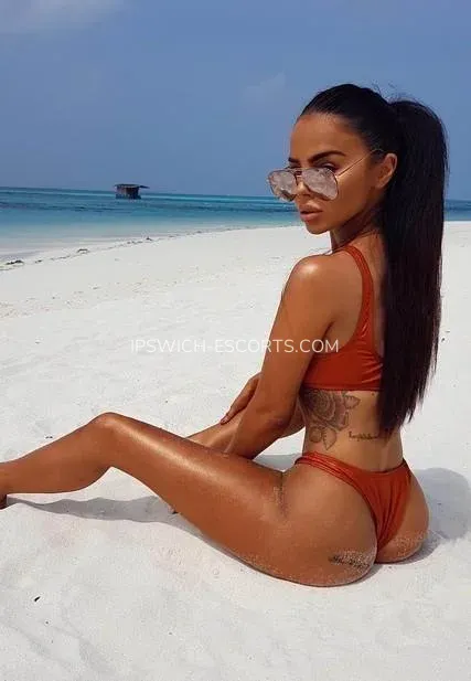 Ipswich escorts Yvonne — 3