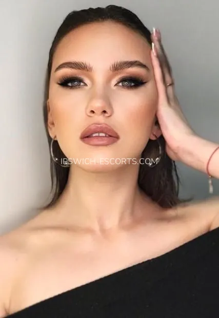 Ipswich escorts Savannah — 2