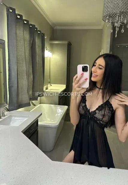 Ipswich escorts Laura — 1