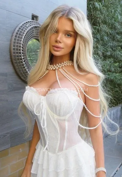 Ipswich escorts Klara — 2