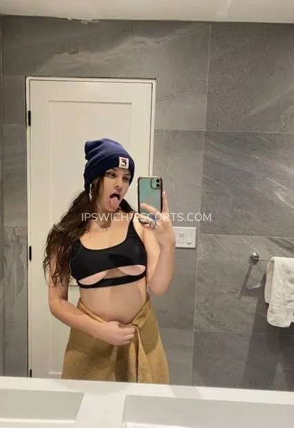 Ipswich escorts Ella — 2