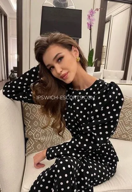 Ipswich escorts Louise — 10