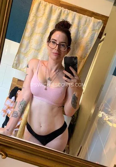 Ipswich escorts Karin — 3
