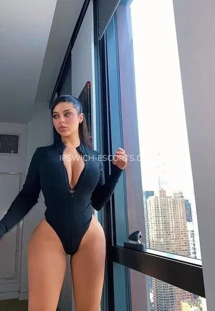 Ipswich escorts Hannah — 3