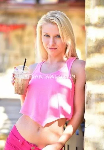 Ipswich escorts Fernanda — 1