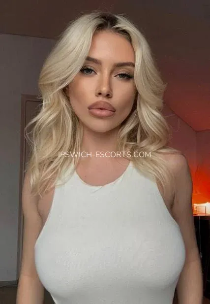 Ipswich escorts Sophie — 5