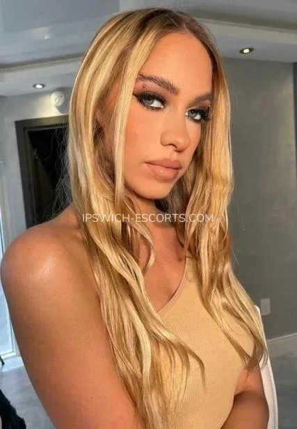 Ipswich escorts Charlotte — 3