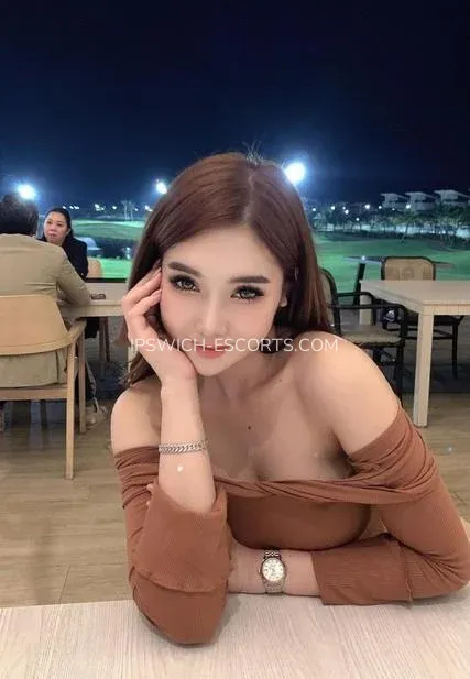 Ipswich escorts Emelie — 5