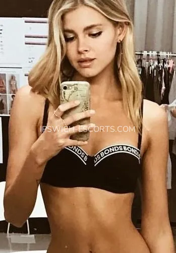 Ipswich escorts Ciara — 2