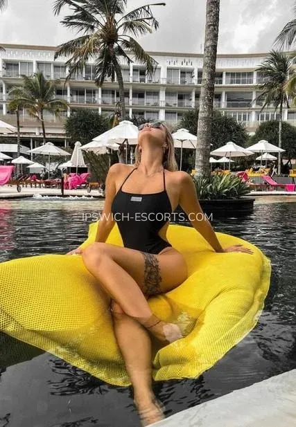 Ipswich escorts Bailey — 1