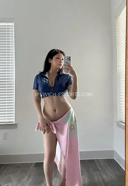 Ipswich escorts Lisa — 3